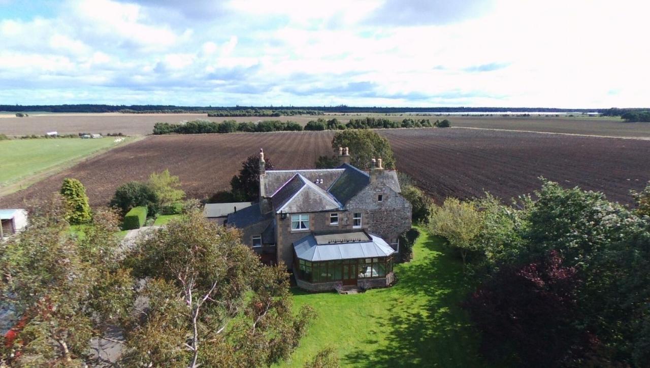 Vicarsford Farmhouse With Hot Tub Near St Andrews Exterior foto